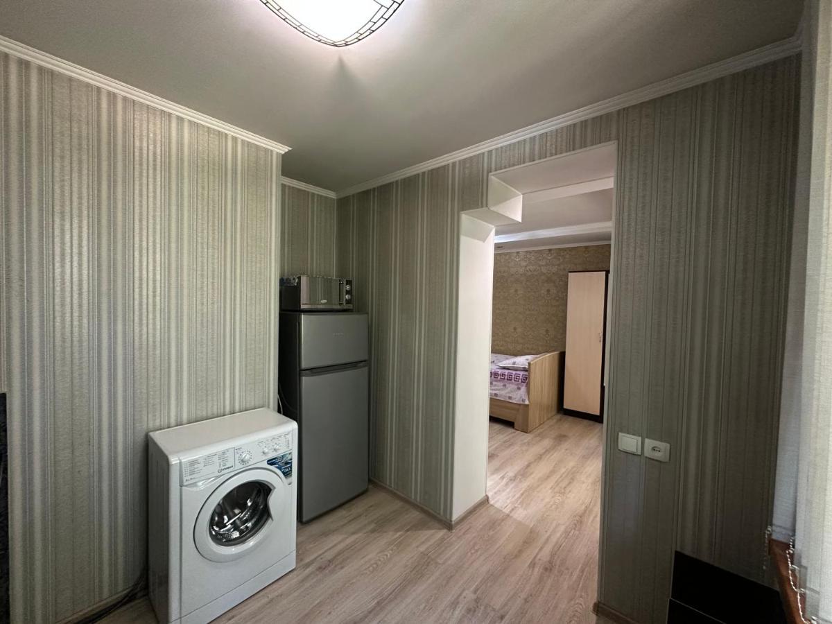 One-Room Apartment Opposite Almaty Airport Turksib ภายนอก รูปภาพ